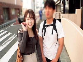 男女の友情は性欲に負ける…！？幼なじみの巨乳彼有り女子と童貞君が全身ぬるべちょオイルエステ素股体験デカパイ幼なじみとのエチエチオイルマッサージ…意識し合う男女！？びちょぬるマ〇コ＆勃起チ〇ポをグチュグチュ擦り合わせる男女はスケベ本能の剥き出しでヌルっと筆 サンプル動画サムネイル